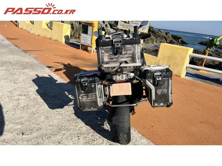 BMW R 1250 GS 어드벤처 2024 화이트 사진 3