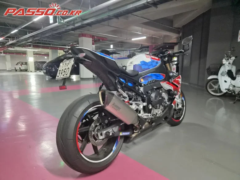 BMW S 1000 R 2026 레드 사진 8