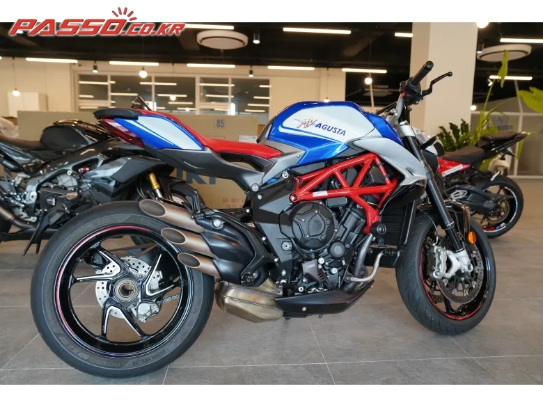 MV아구스타 브루탈레 800 RR 2018 사진 1
