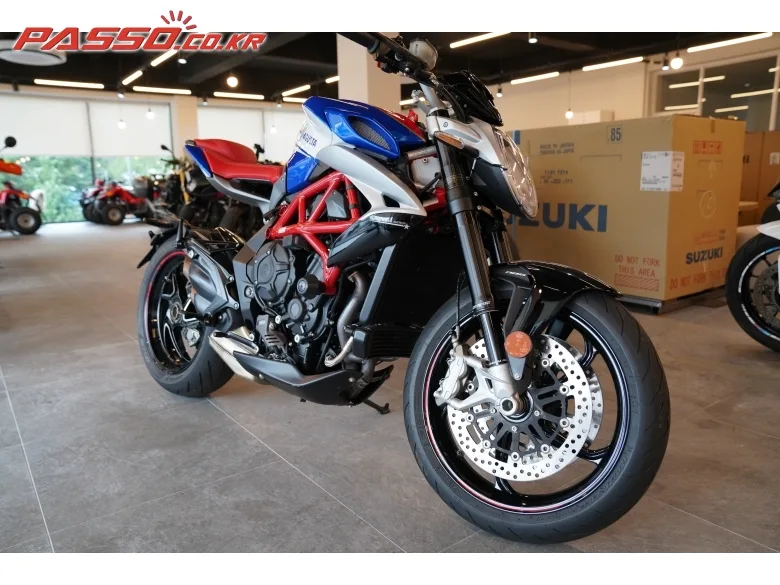 MV아구스타 브루탈레 800 RR 2018 사진 2