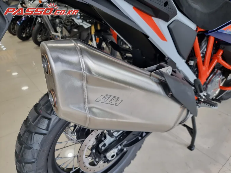 KTM 1290 슈퍼 어드벤처 R 2022 사진 5
