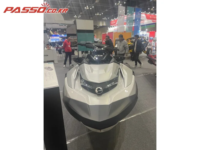 씨두 GTX LTD 300 SS 2024 사진 3