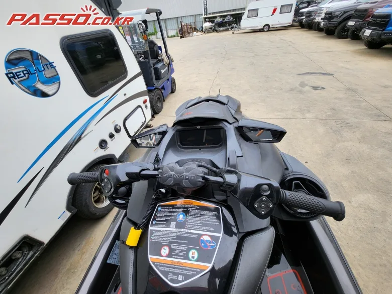 씨두 RXP X 300 2022 사진 5