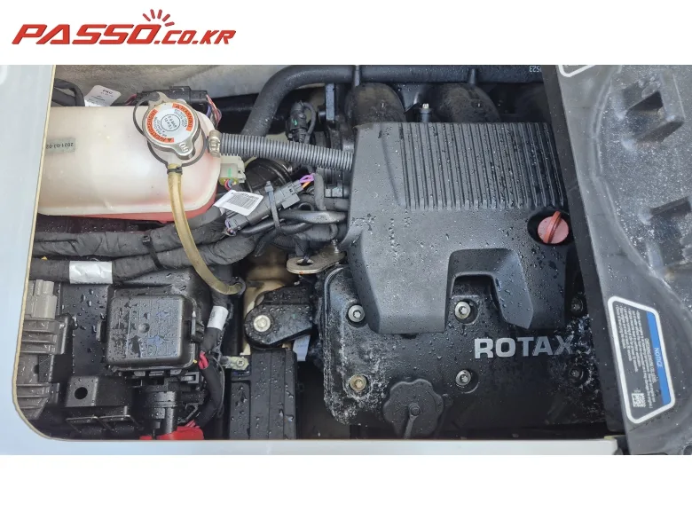 씨두 GTX LTD 300 SS 2021 사진 6