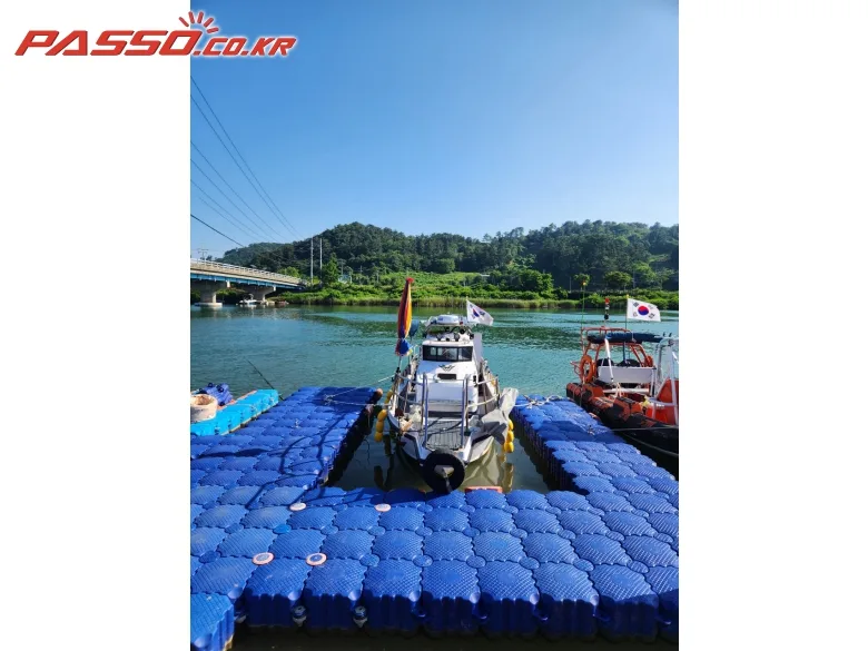 수입보트 레져선 1.9톤 선외기 200마력 2024 사진 3