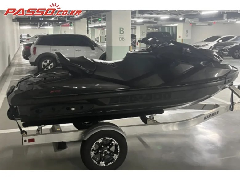 씨두 21년식 rxp300 2인승 블랙 2022 사진 1