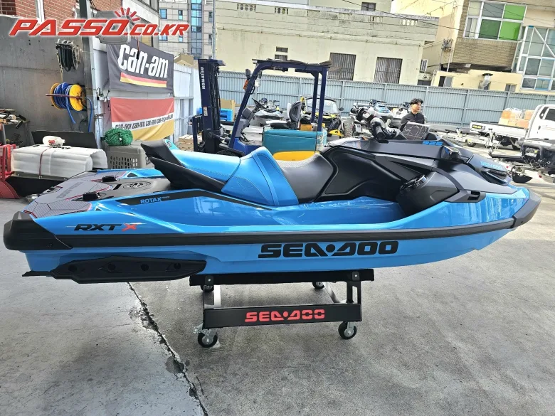 씨두 RXT X 325 2026 사진 1