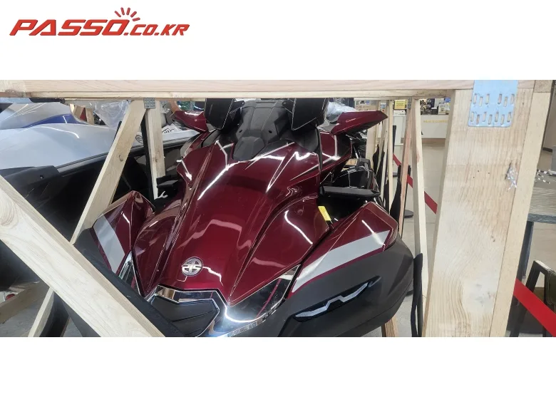 가와사키 가장 고급스러운 제트스키 KAWASAKI JET SKI ‘ULTRA 310 LX’ 2026 사진 1