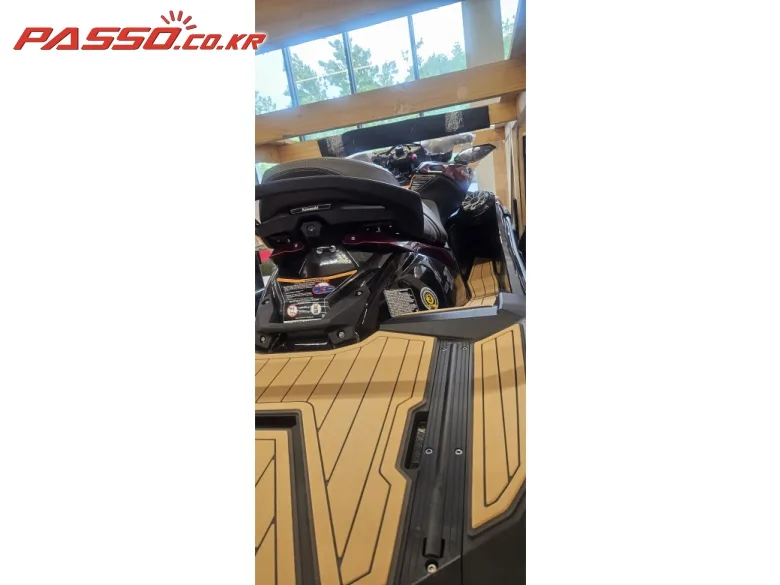 가와사키 가장 고급스러운 제트스키 KAWASAKI JET SKI ‘ULTRA 310 LX’ 2026 사진 5