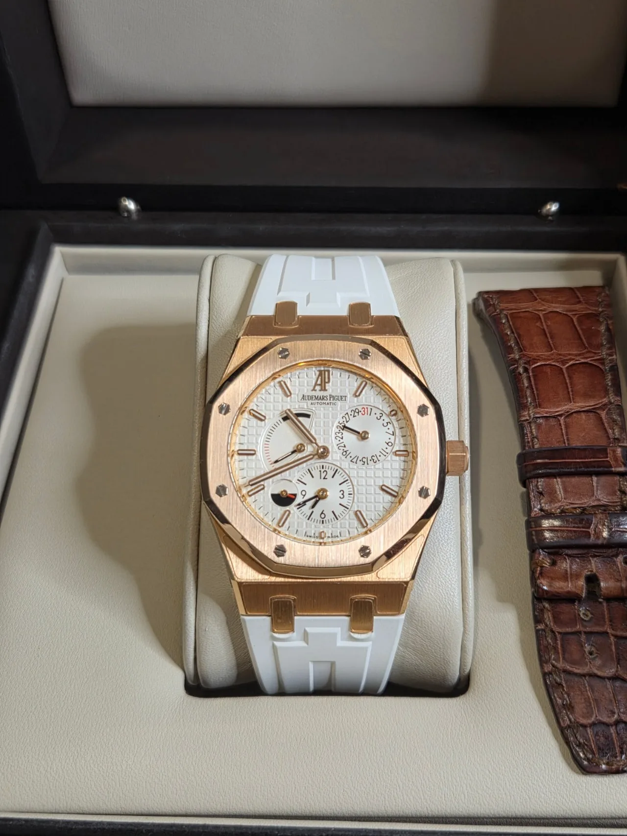 오데마피게 로얄오크 듀얼타임 26120OR.OO.D002CR.01 로즈골드 39mm 2011