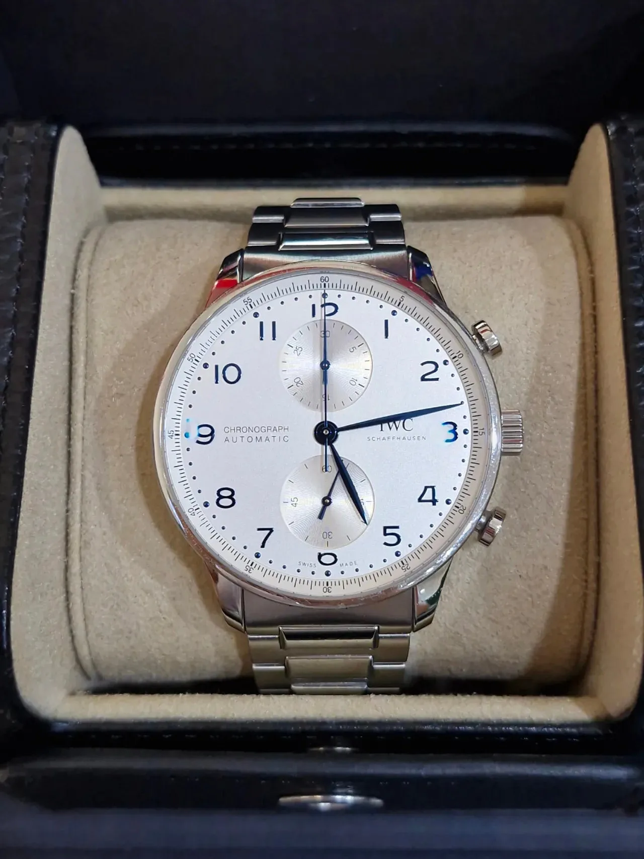IWC 포르투기즈 메탈 브레이슬릿 2021
