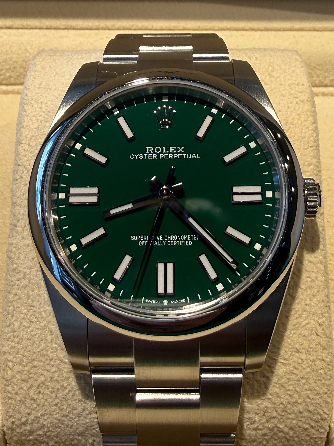 롤렉스 124300 오이스터 퍼페츄얼 41mm 그린 2024