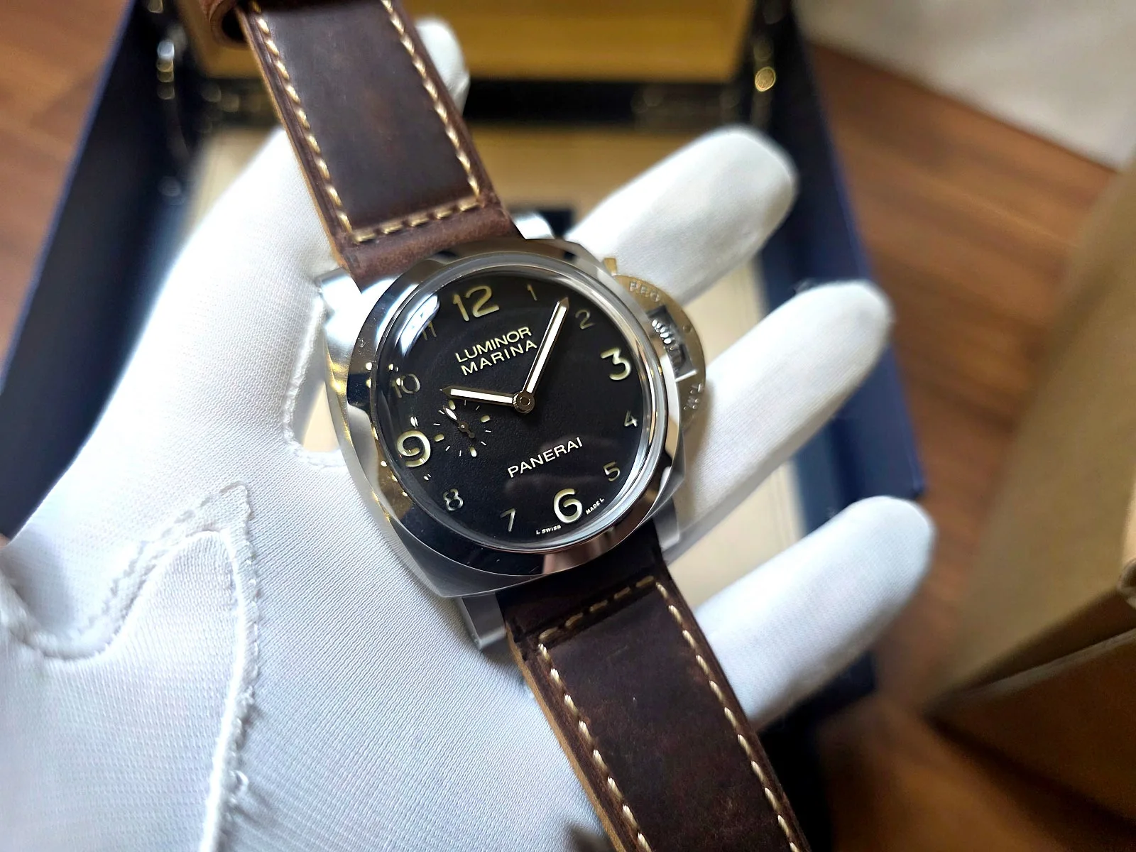 파네라이 PAM01759 루미노르 마리나 한정판 44mm 2025