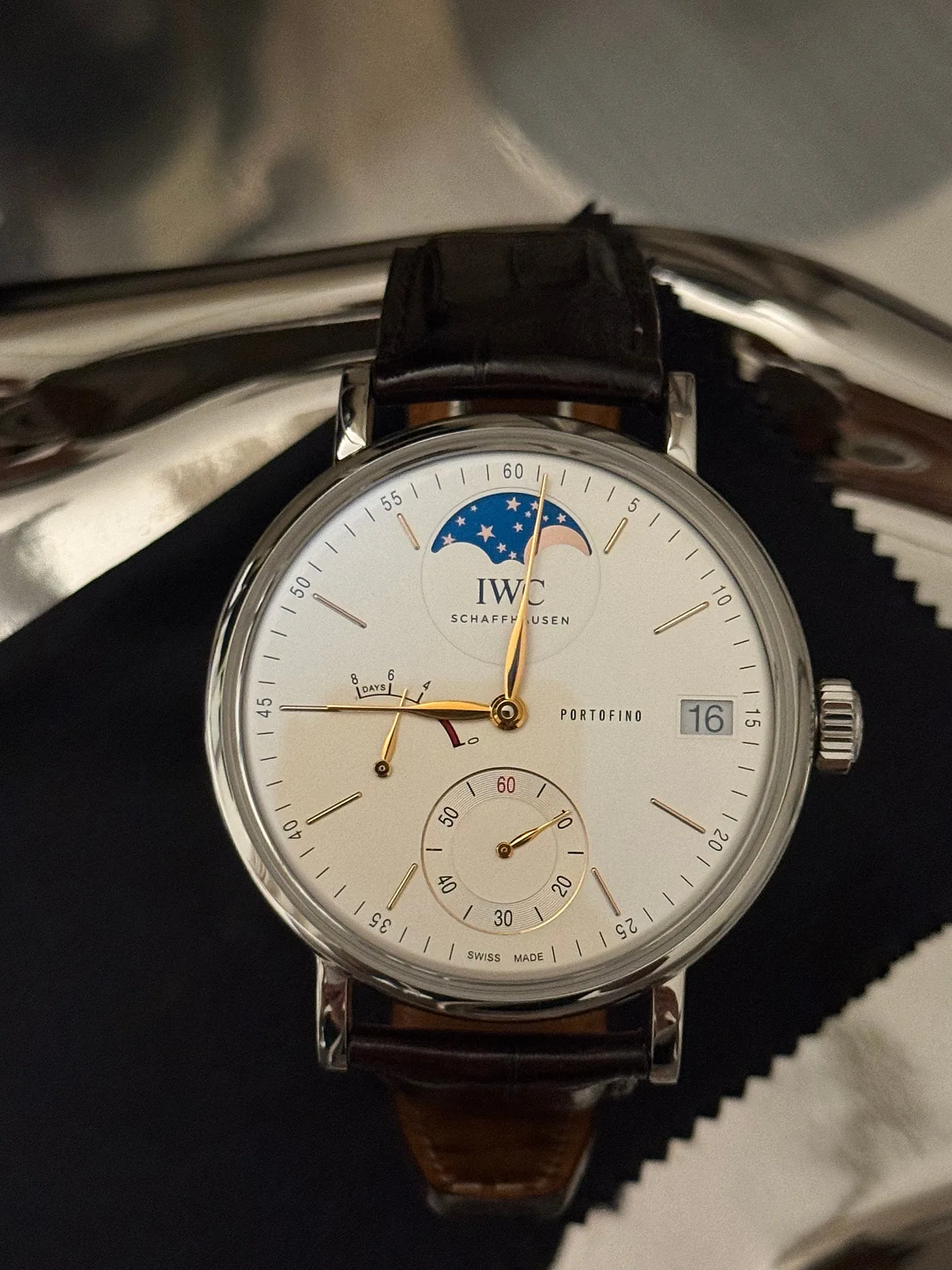 IWC 포르토피노 핸드와인드 문페이즈 2017