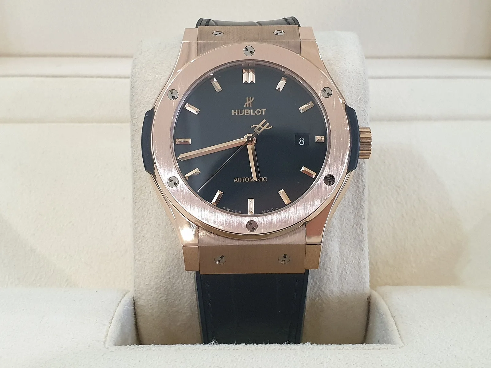 위블로 클래식 퓨전 금통 42MM 블랙 2021
