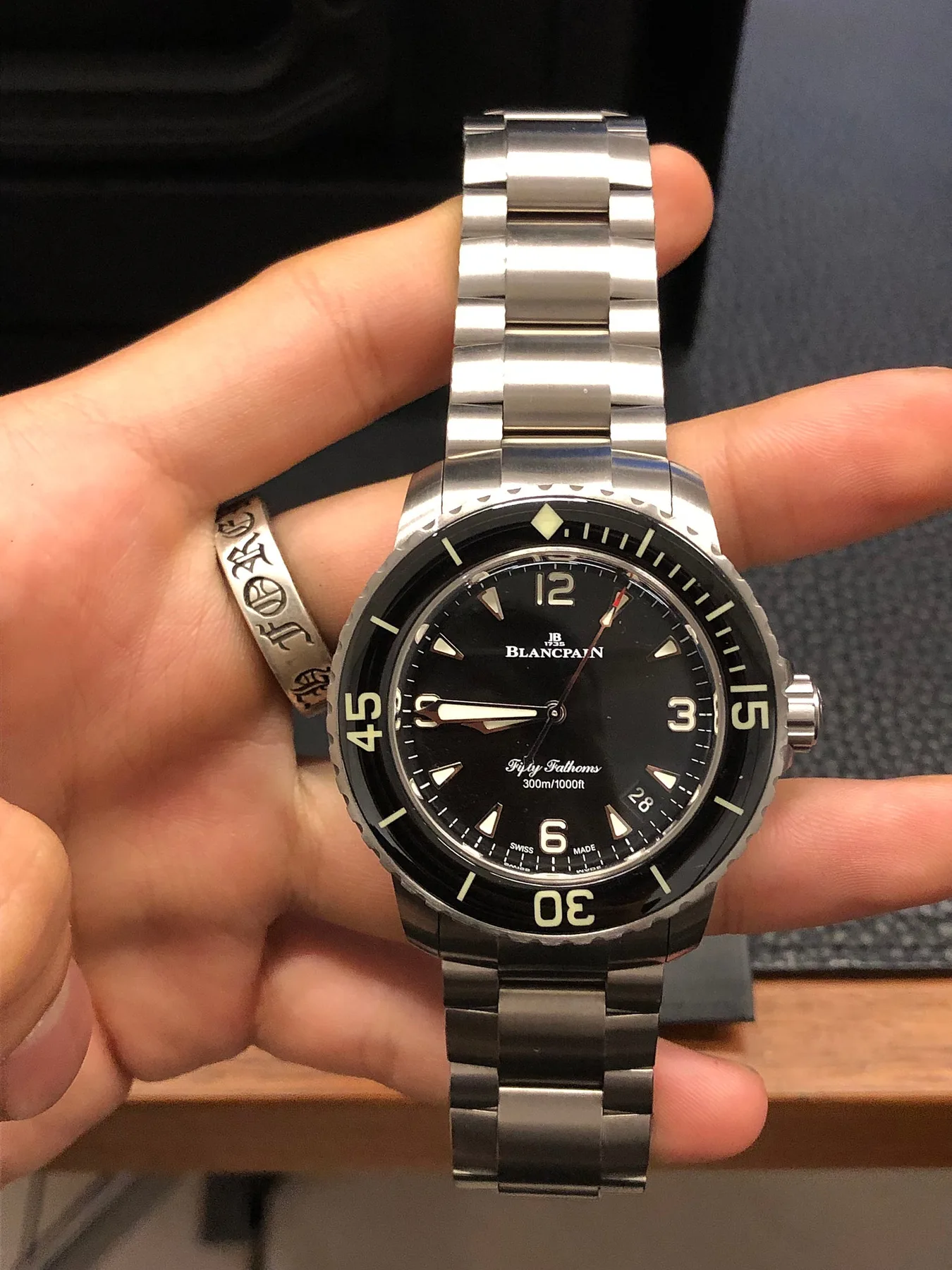 블랑팡 피프티 패덤즈 5010 티타늄 42mm 2024