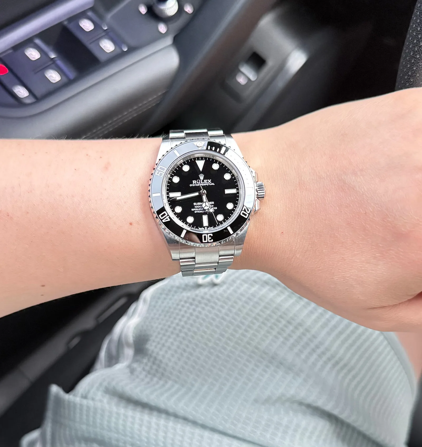 롤렉스 서브마리너 124060 논데이트 블랙 스틸 41mm 2024