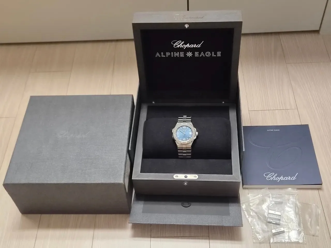 쇼파드 알파인이글 41mm 청판 2022