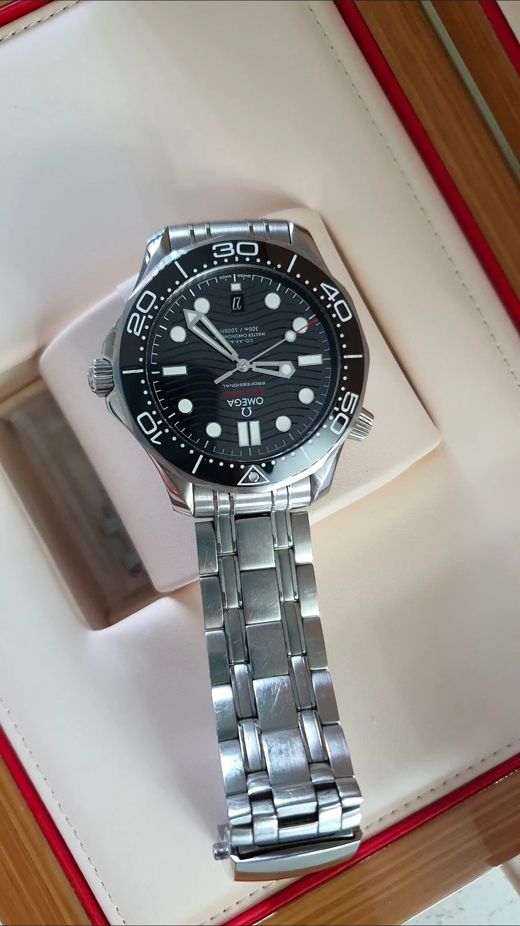 오메가 씨마스터 300 검판 2019