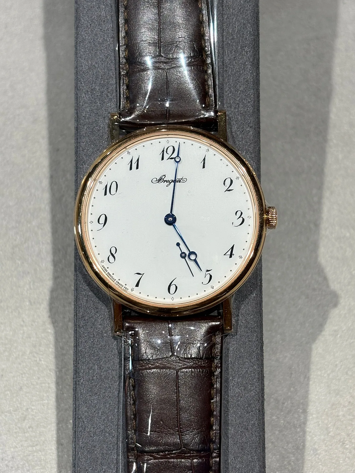 브레게 클래식 스몰세컨즈 7147BR/29/9WU 2021