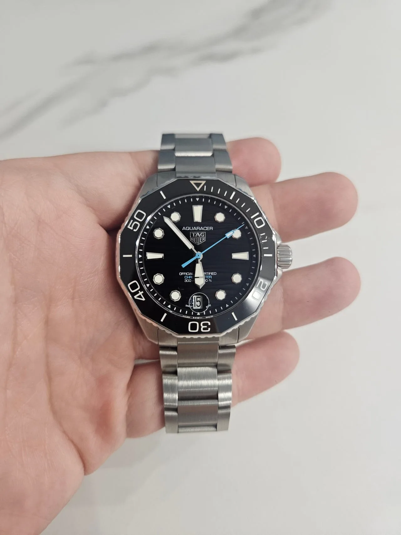 태그호이어 아쿠아레이서 42mm 검판 오토마틱 2025 사진 4