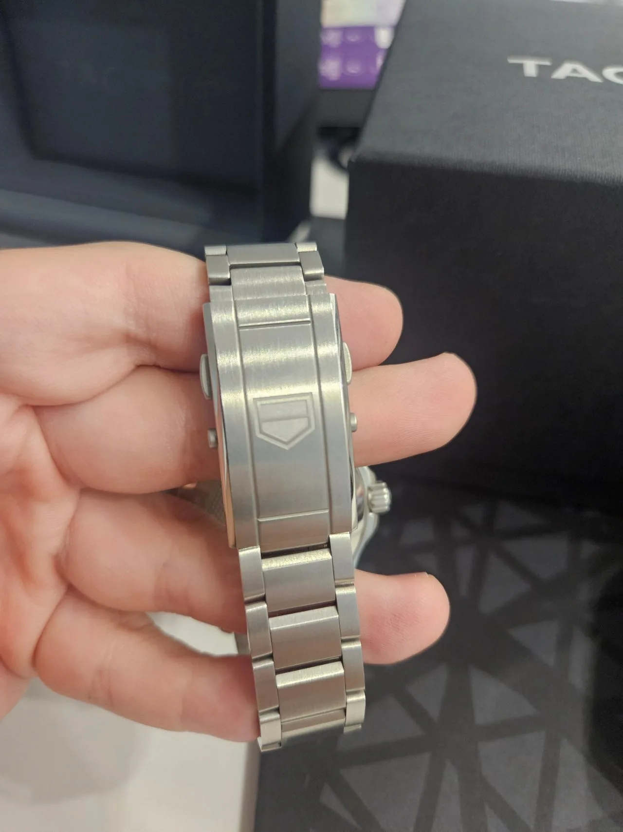 태그호이어 아쿠아레이서 42mm 검판 오토마틱 2025 사진 7