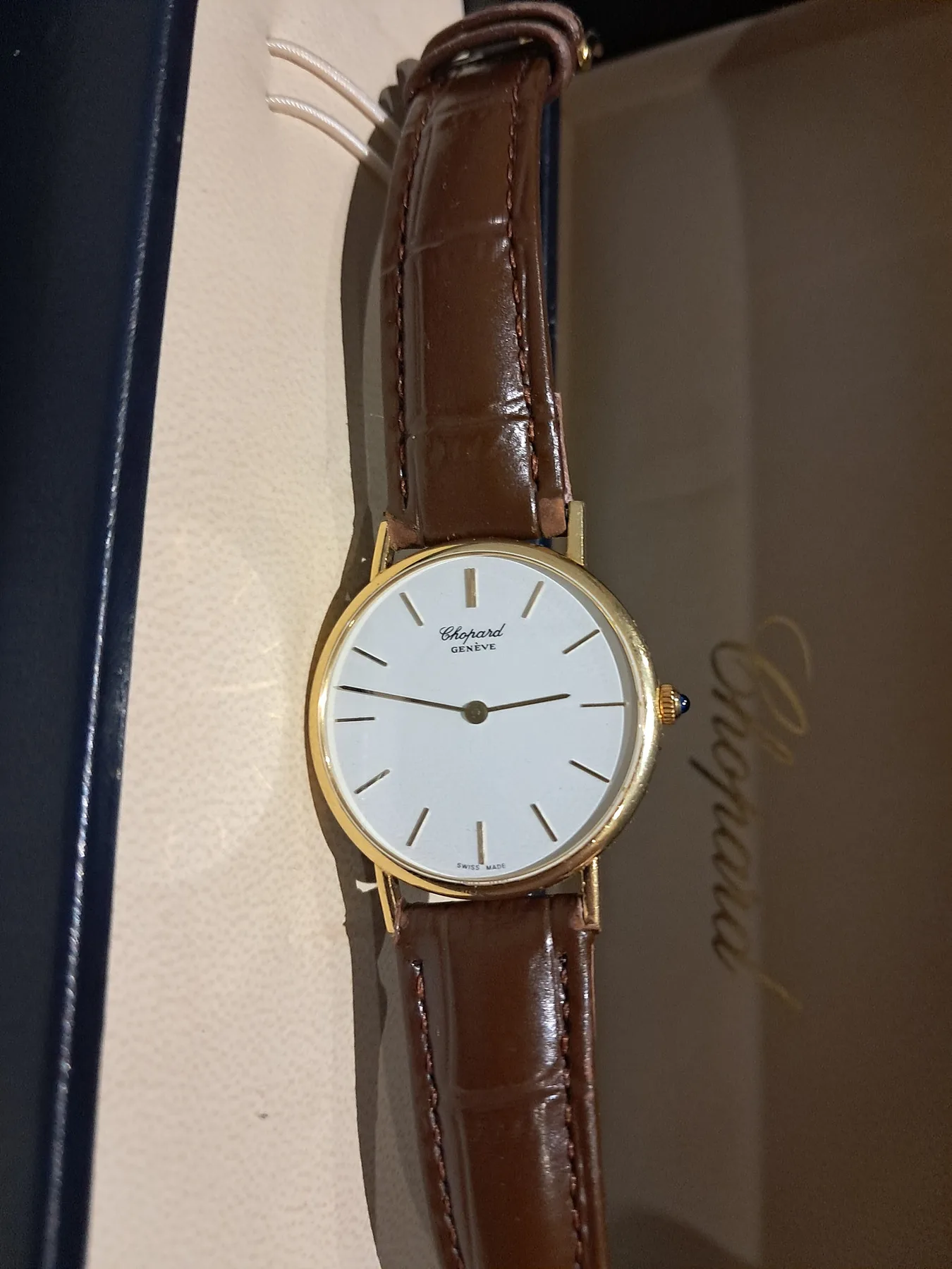 쇼파드 클래식 18k gold 쿼츠 사진 8