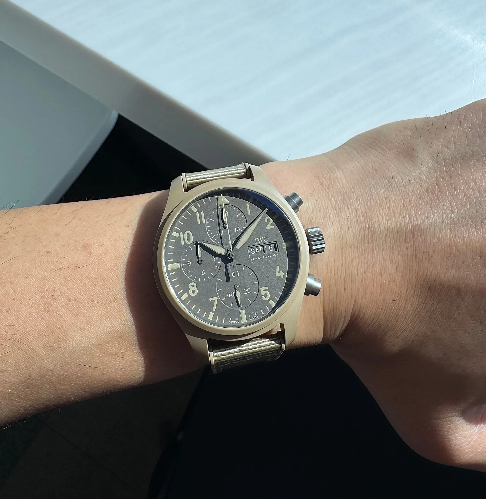 IWC 탑건 모하비 데저트 41mm 크로노그래프 2023