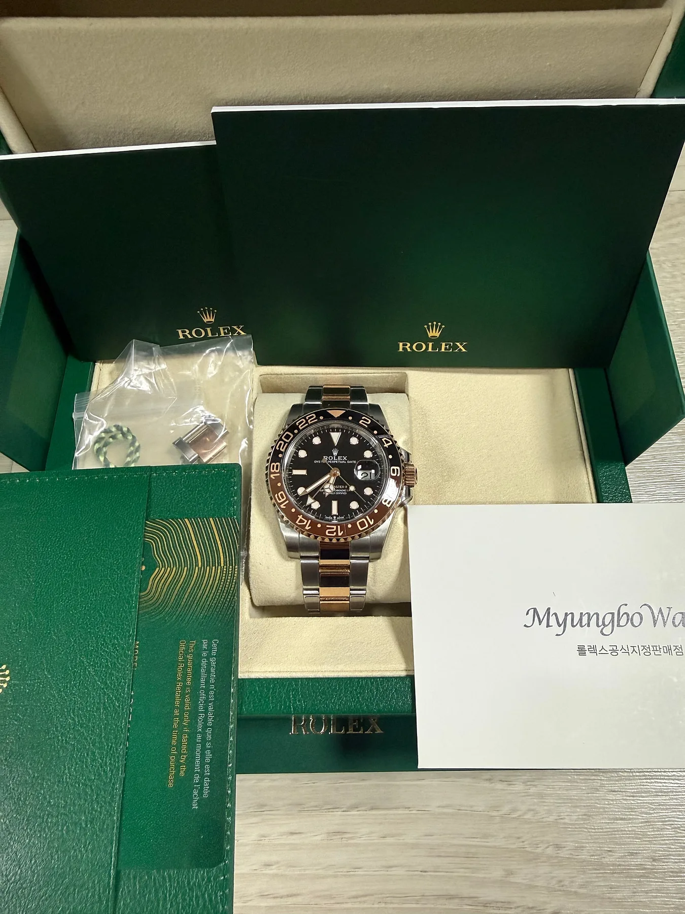 롤렉스 GMT 마스터2 루트비어 콤비 126711 2025