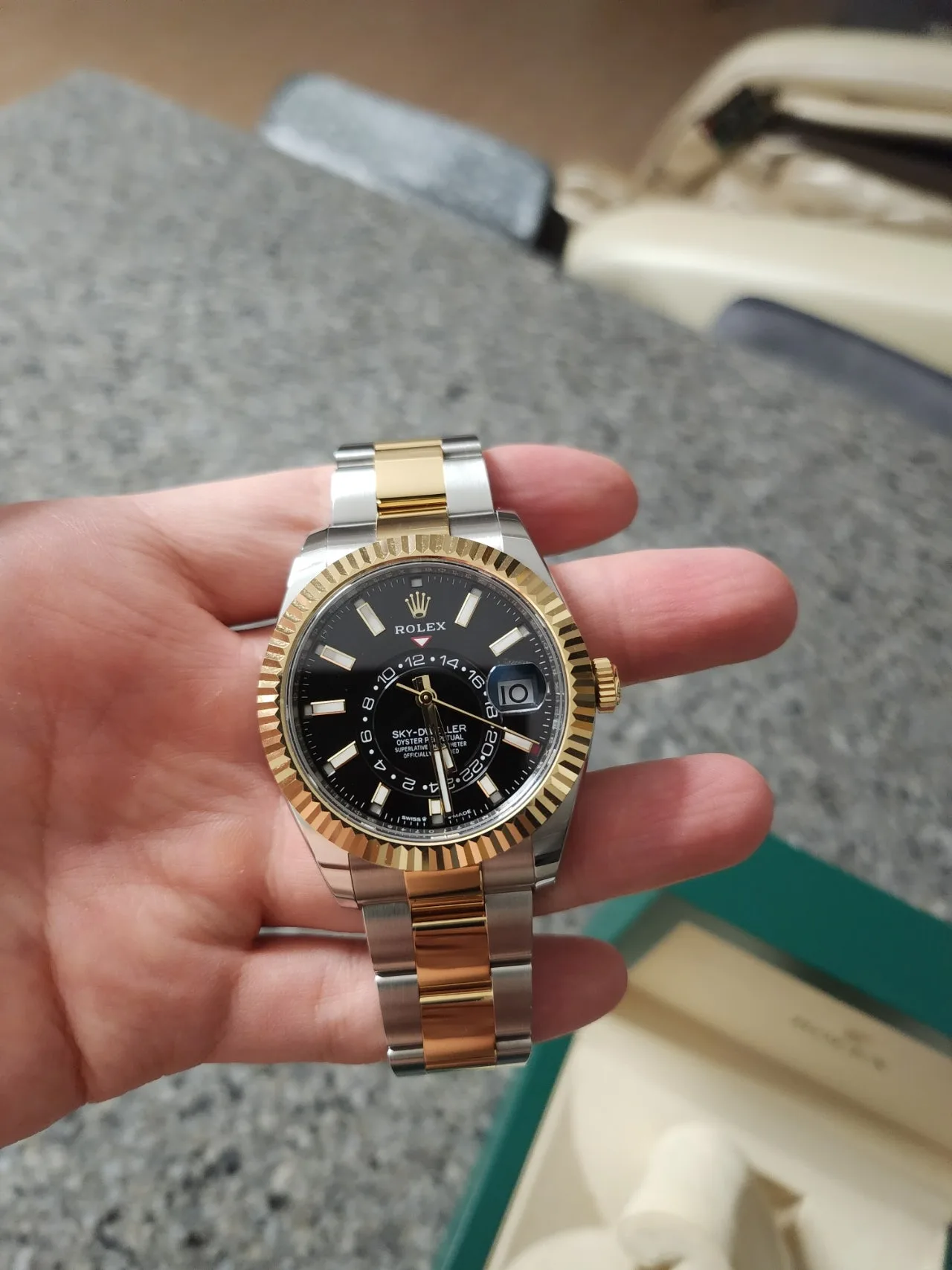 롤렉스 스카이드웰러 콤비 검판 신형 42mm 2023