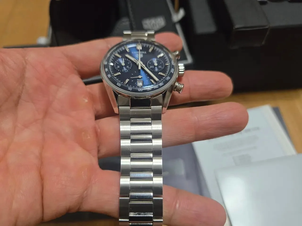 태그호이어 까레라 크로노그래프 39mm 블루 CBS2212.FC6535 2024 사진 4