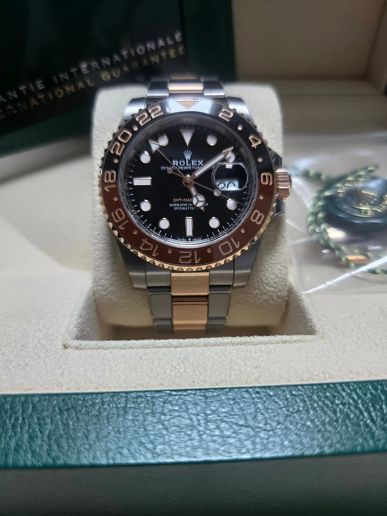 롤렉스 GMT MASTER 2 루트비어 콤비 2024 사진 1