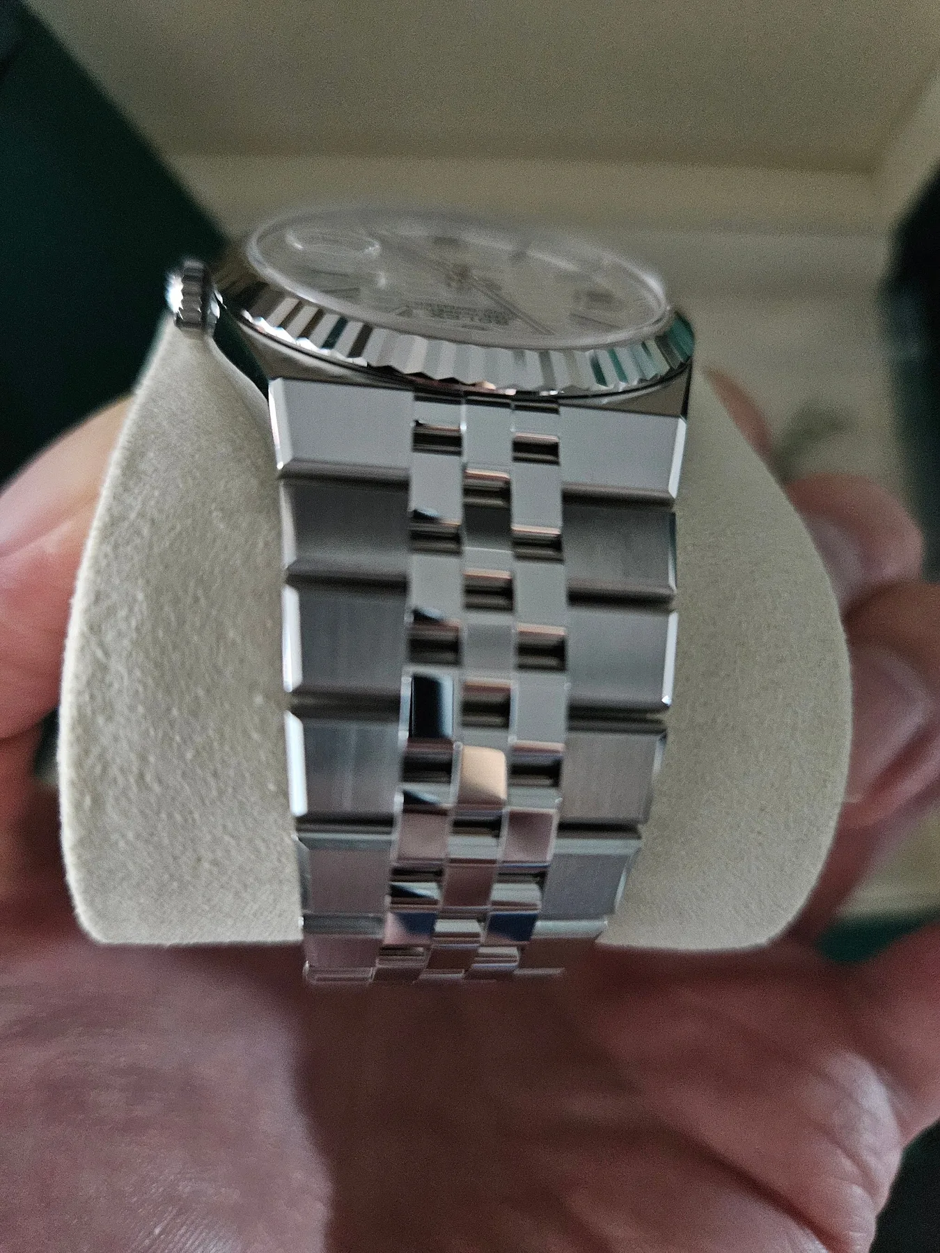 롤렉스 랜드드웰러 40mm 스틸 흰판 127334 2026 사진 3