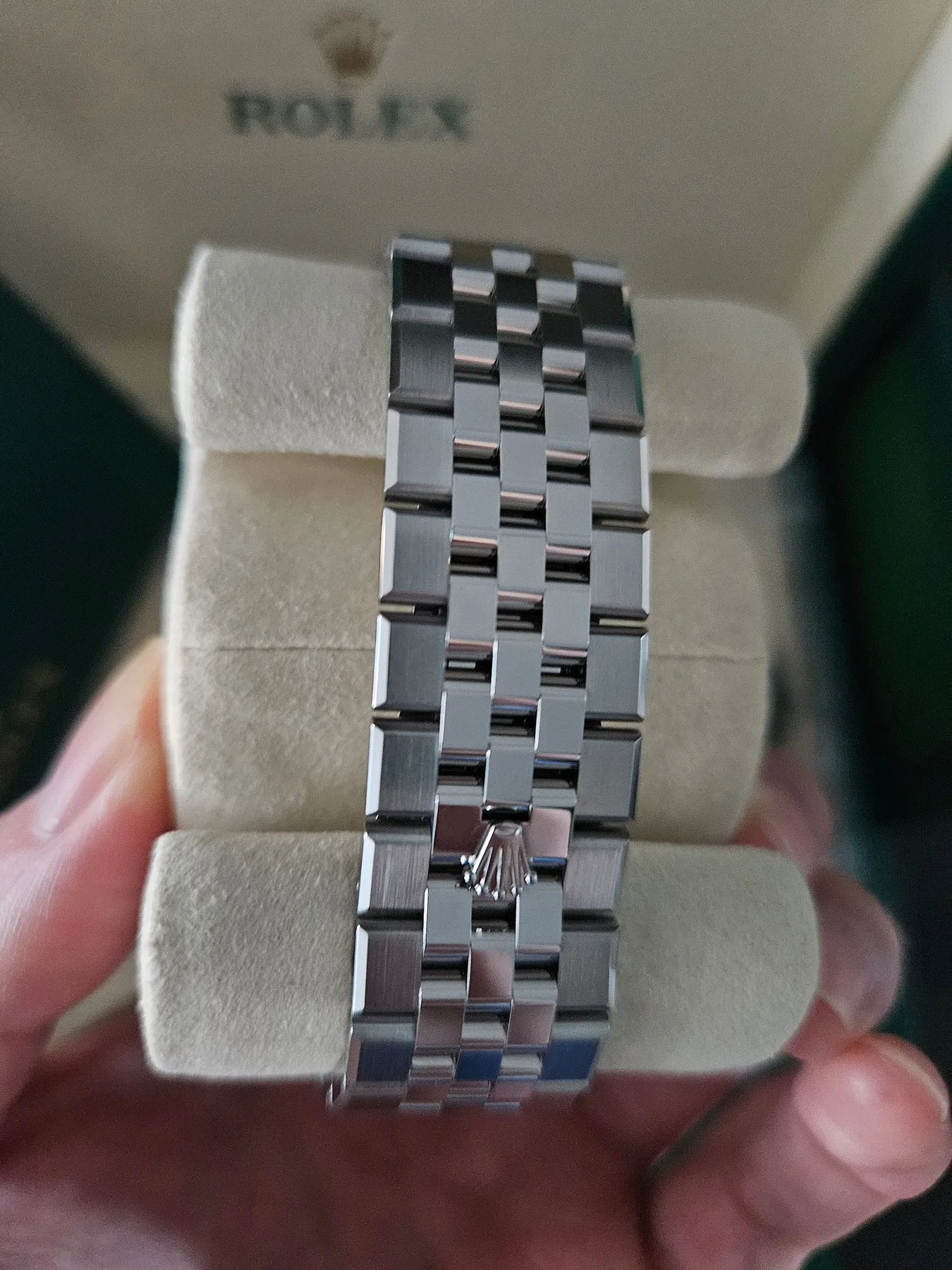 롤렉스 랜드드웰러 40mm 스틸 흰판 127334 2026 사진 5