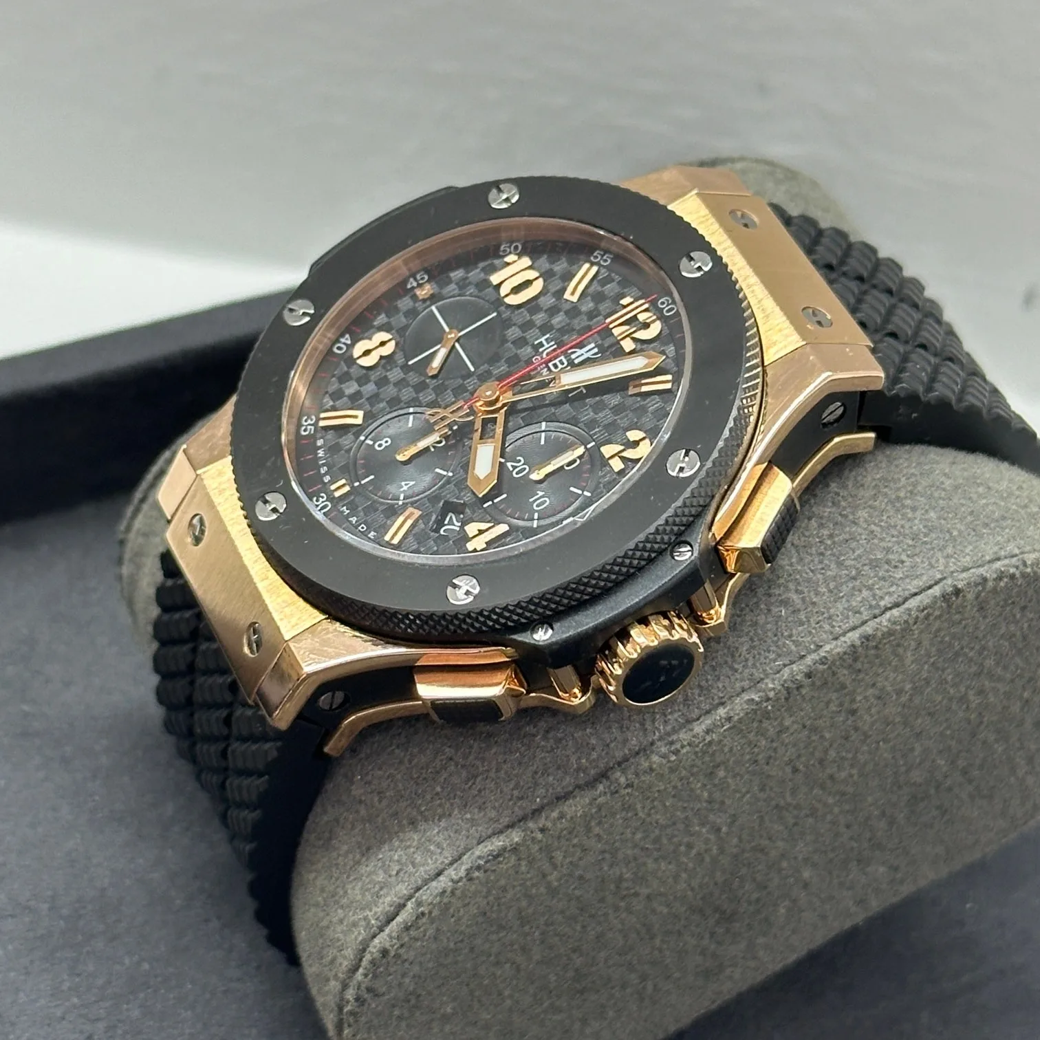 위블로 빅뱅 44mm 크로노 로즈골드 2019 사진 2