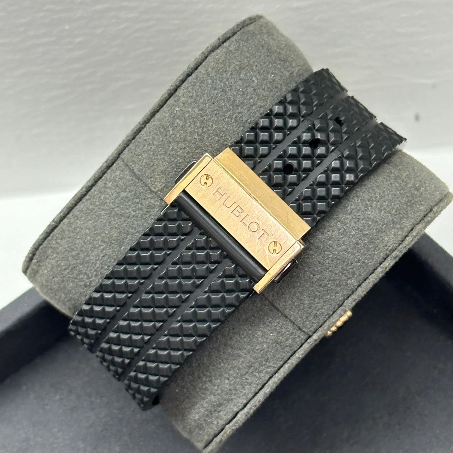위블로 빅뱅 44mm 크로노 로즈골드 2019 사진 4