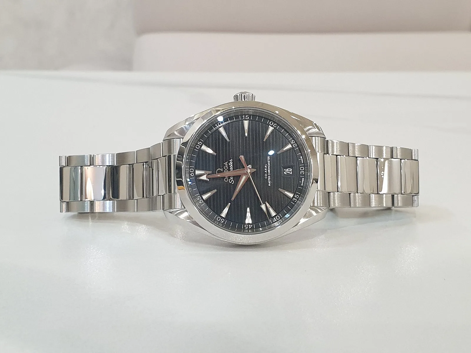 오메가 아쿠아테라 검판 41MM 가로 2021 사진 5
