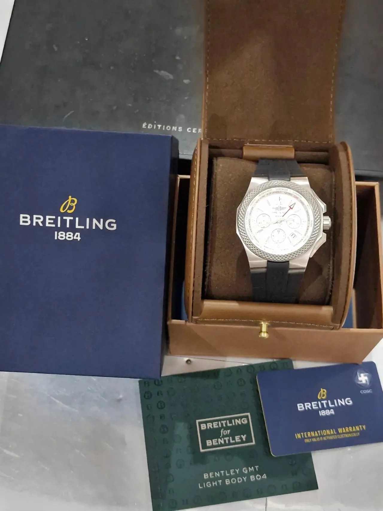 브라이틀링 포벤틀리 GMT 라이트바디 티타늄 45mm EB0433 2021 사진 6