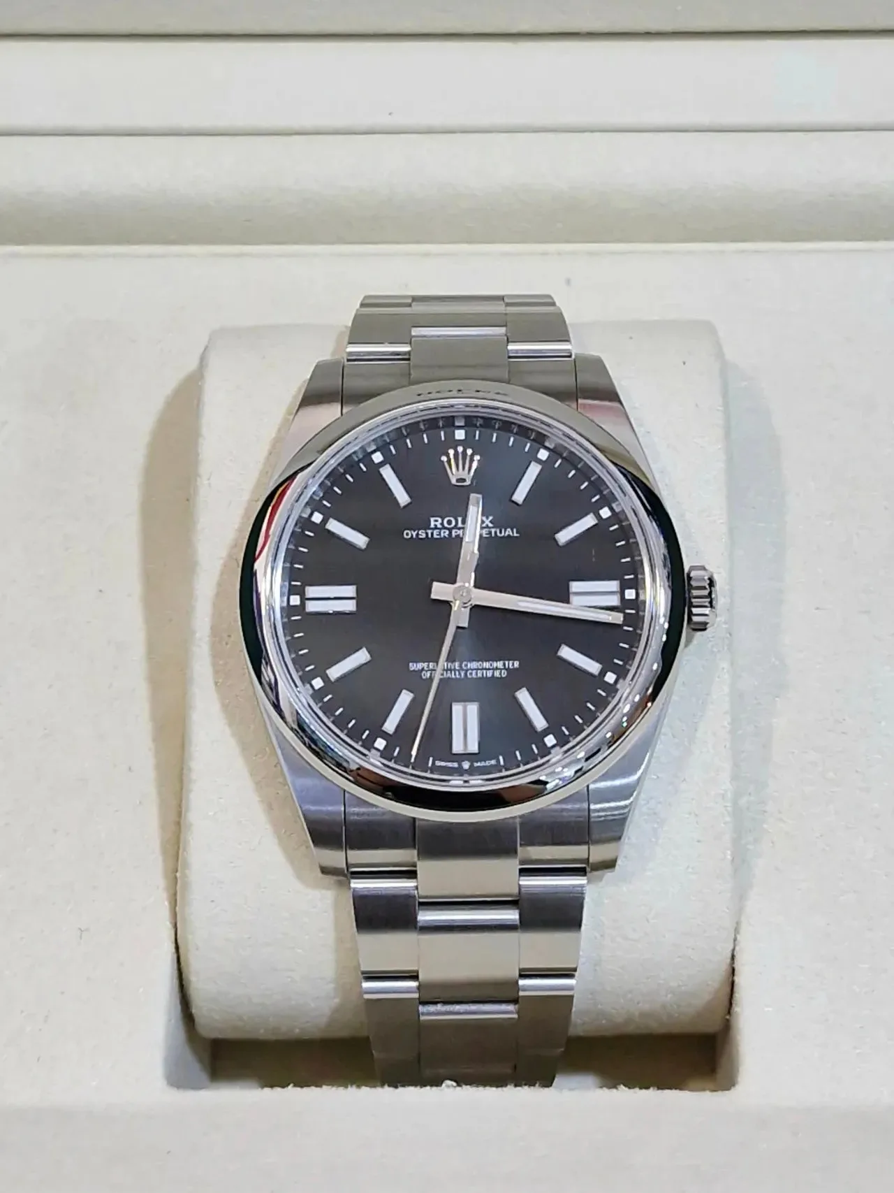 롤렉스 오이스터 퍼페츄얼 41mm 브라이트 블랙 124300 2025 사진 1