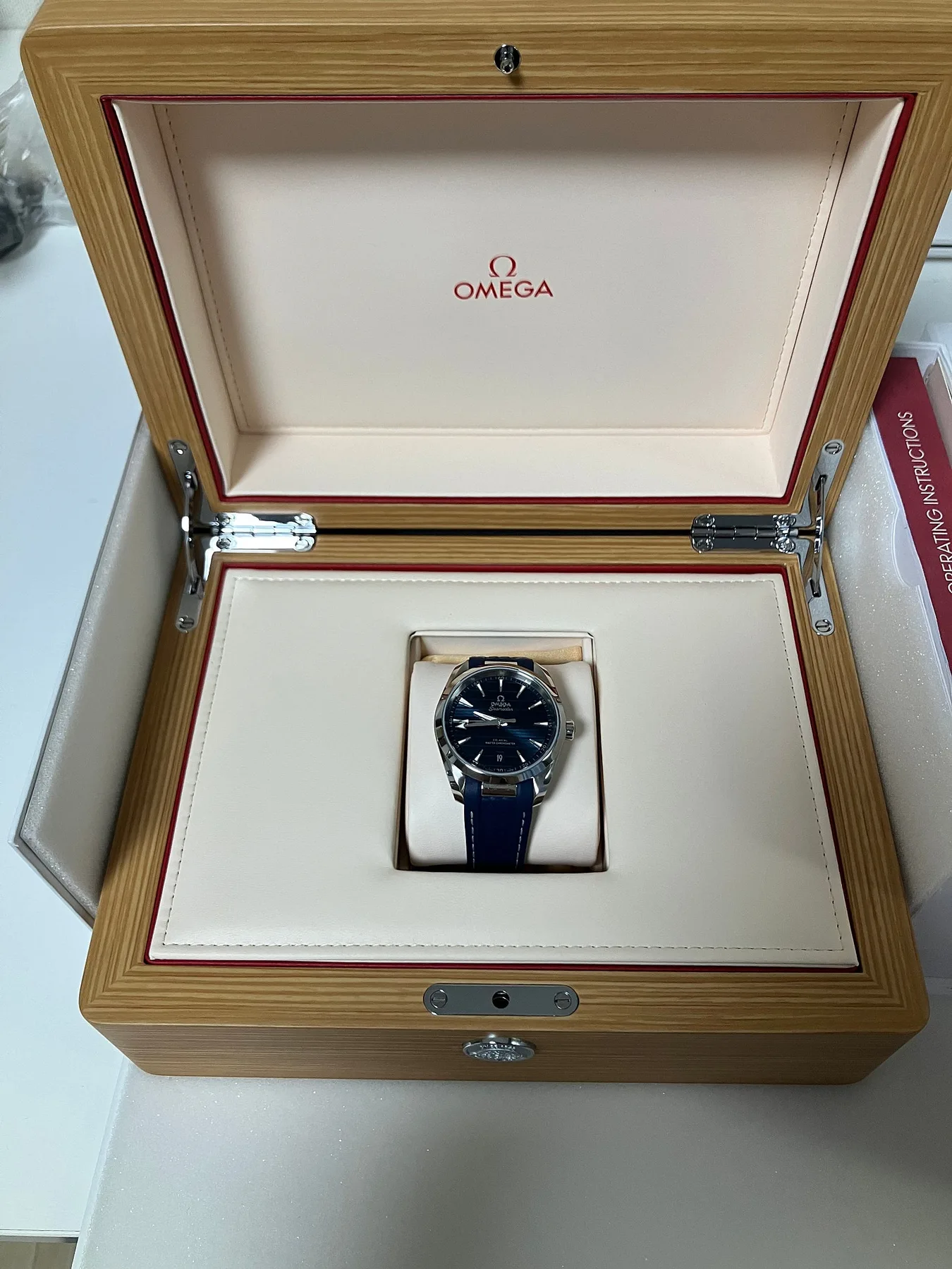 오메가 씨마스터 아쿠아테라 150m 청판 38mm 2026 사진 8