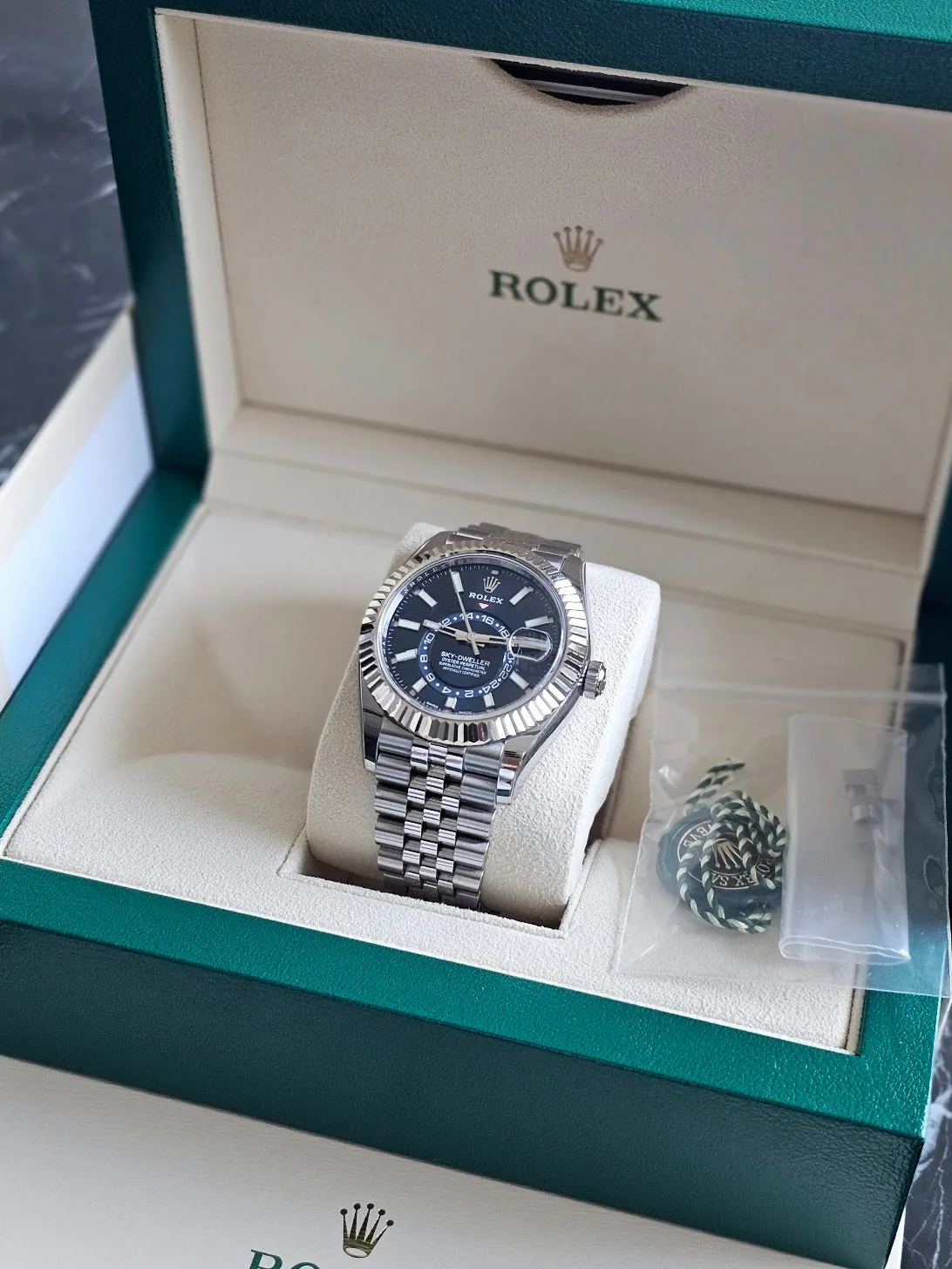 롤렉스 오이스터 퍼페추얼 데이데이저스트 326934 청판 42mm 2023 사진 2