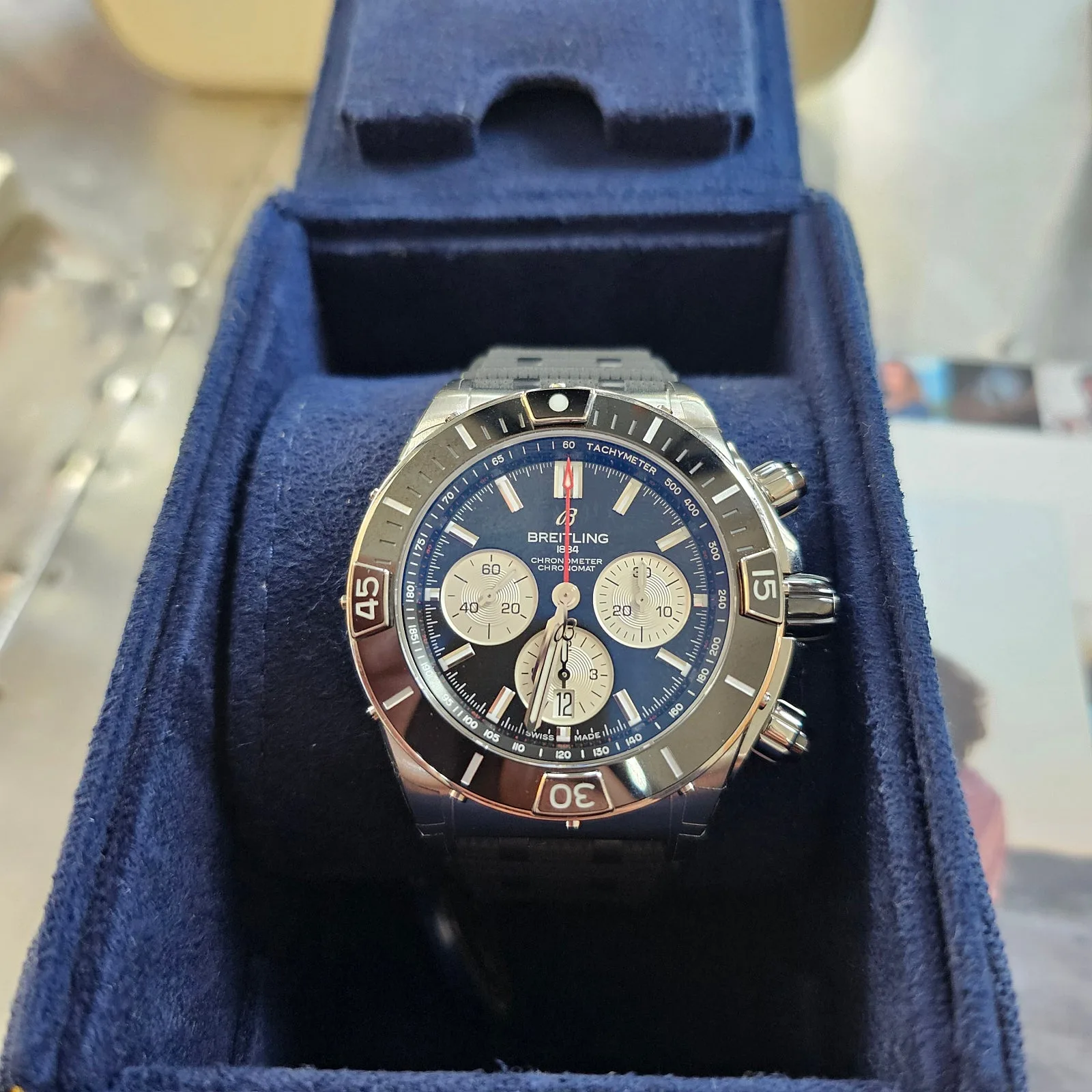 브라이틀링 슈퍼 크로노 맷 AB0136 2023 사진 3