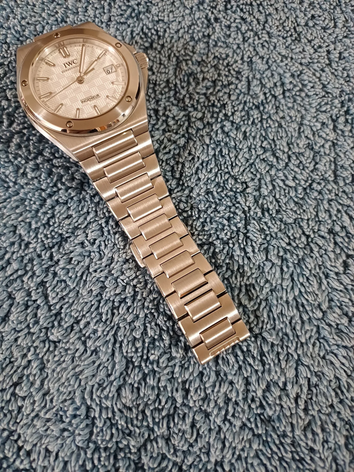 IWC 인제니어40 흰판 2026 사진 8