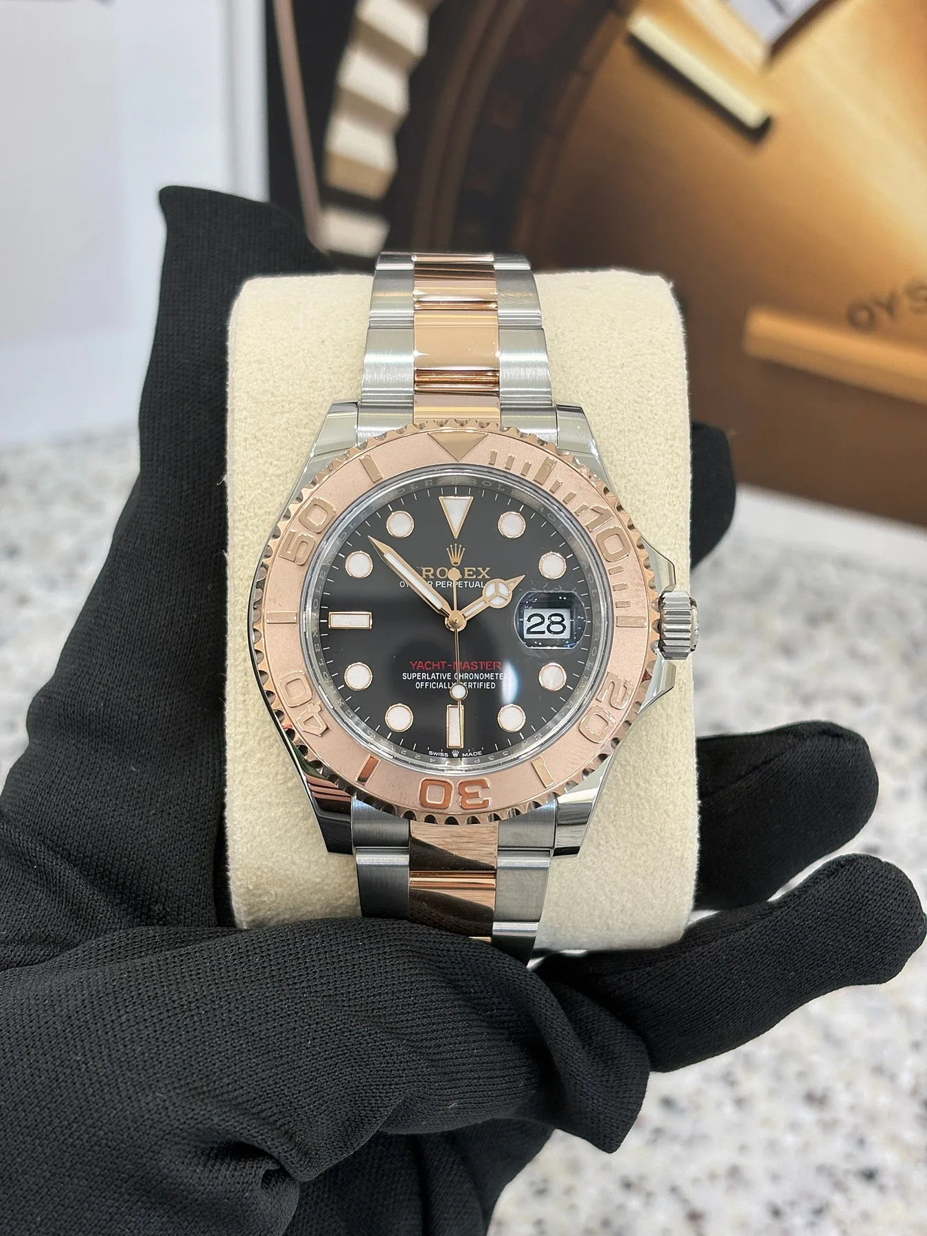 롤렉스 126621 요트마스터 로즈골드 콤비 오이스터 블랙 40mm 2025 사진 2