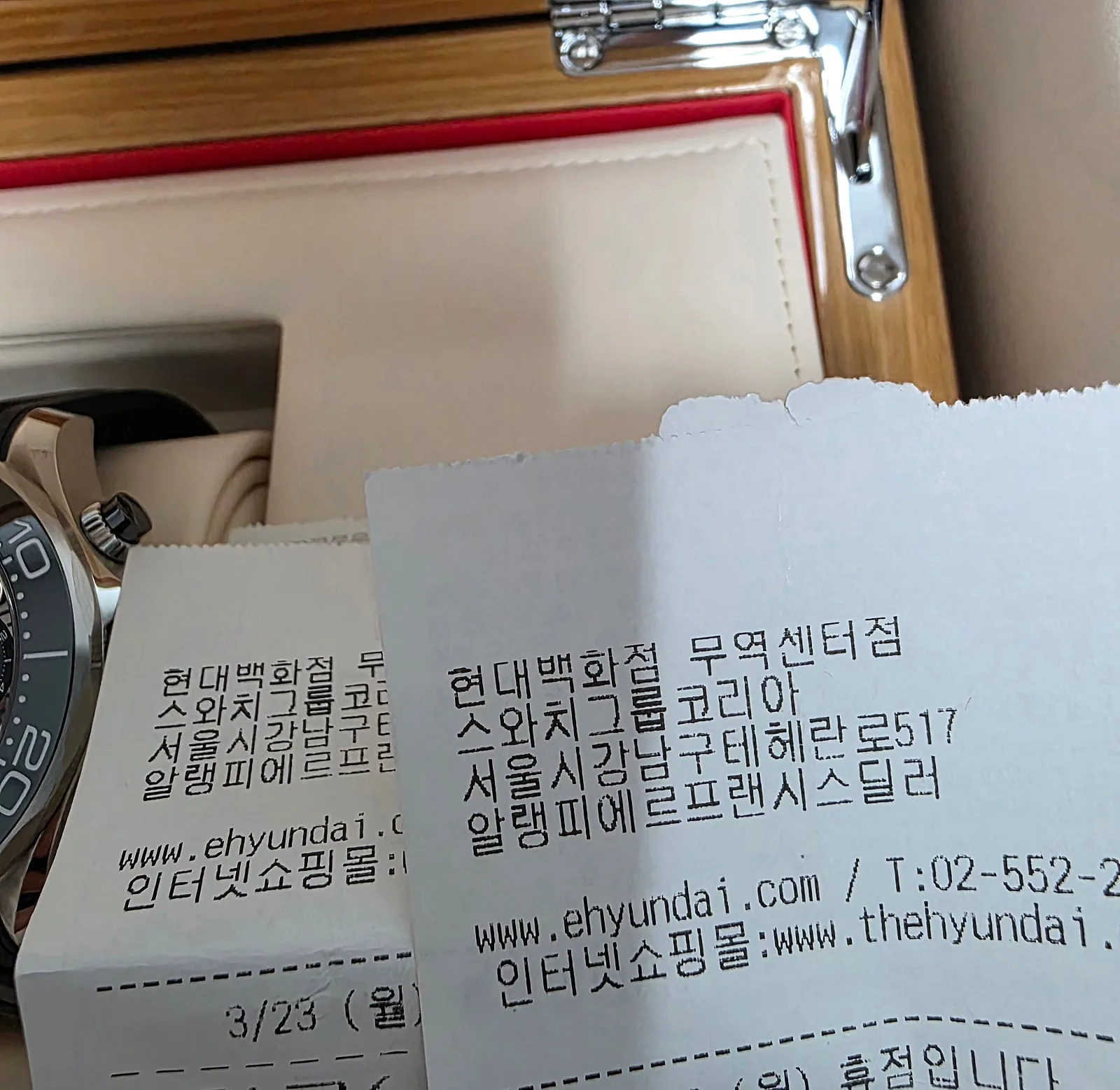 오메가 씨마스터 다이버300M 44mm 스틸 및 러버 스트랩, 크로노 흑판 2020 사진 8