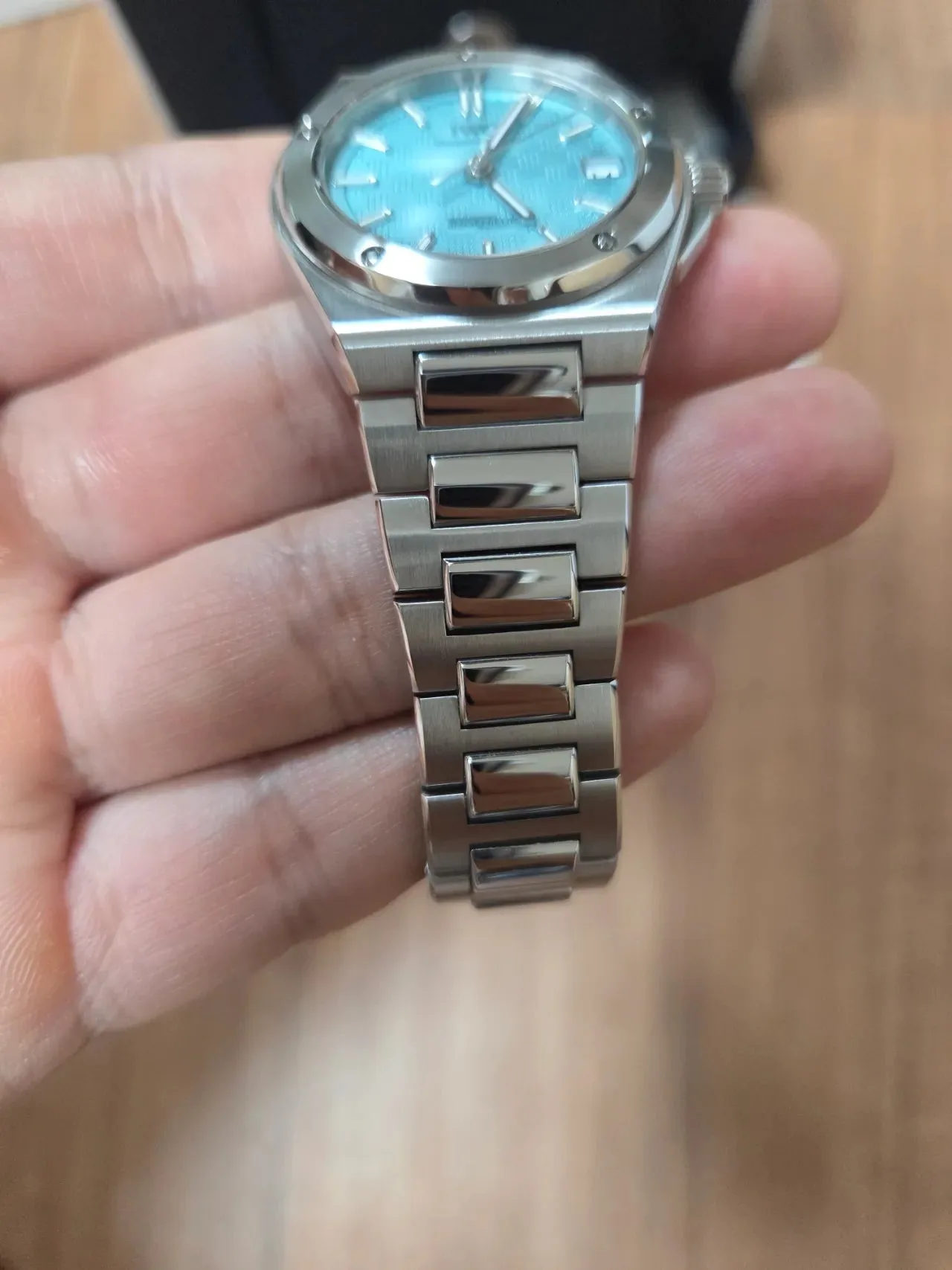 IWC 인제니어 35mm 터콰이즈 2026 사진 2