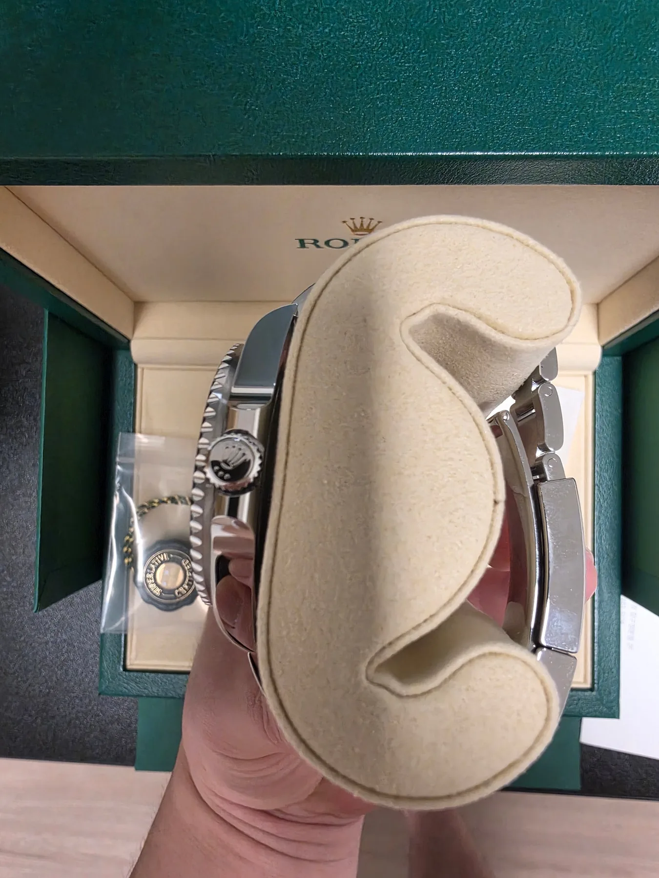 롤렉스 GMT-Master2 웨인맨 126710GRNR 2026 사진 2