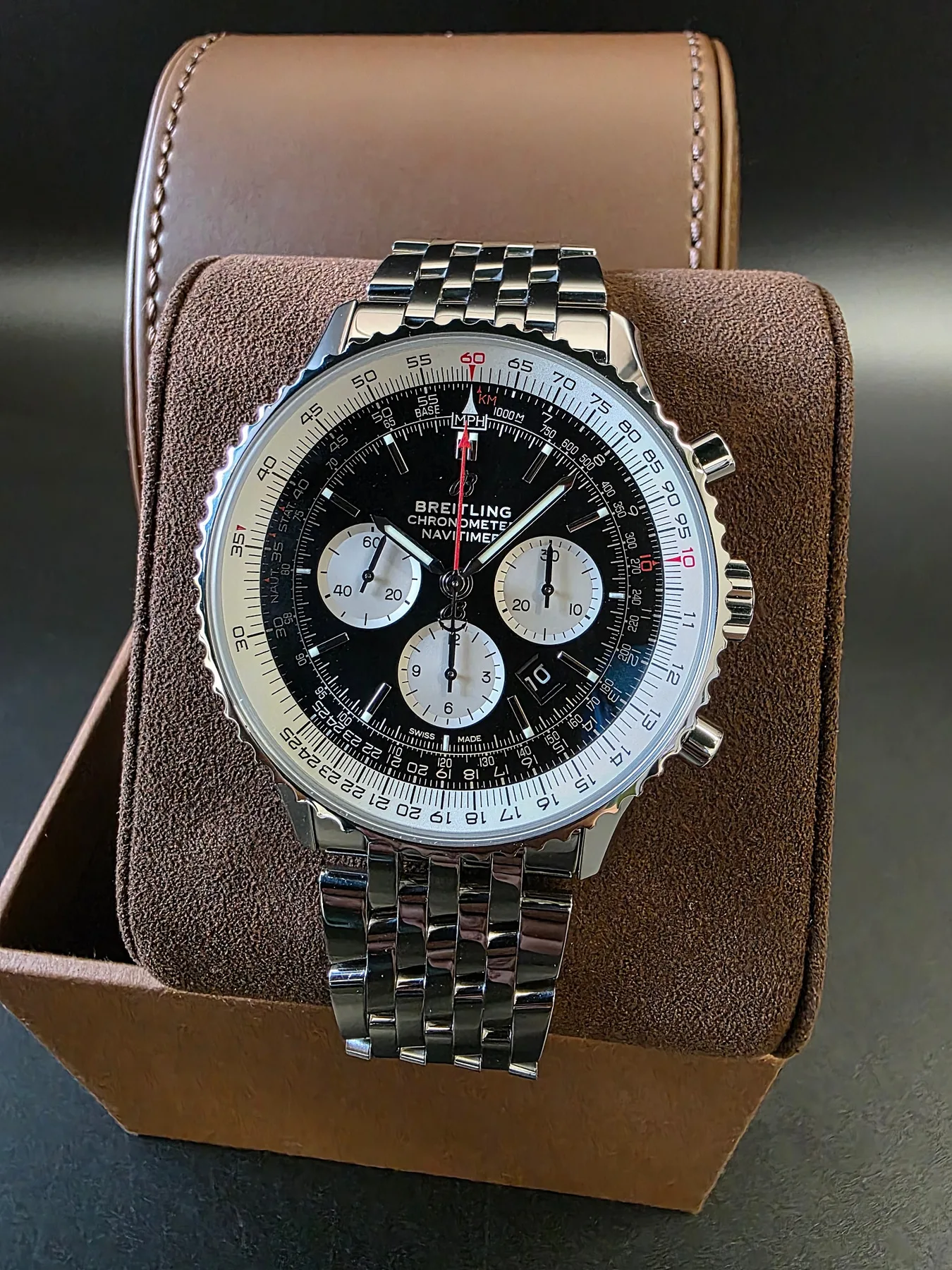 브라이틀링 네비타이머 B01 크로노그래프 46mm 검판 스틸 2021 사진 1