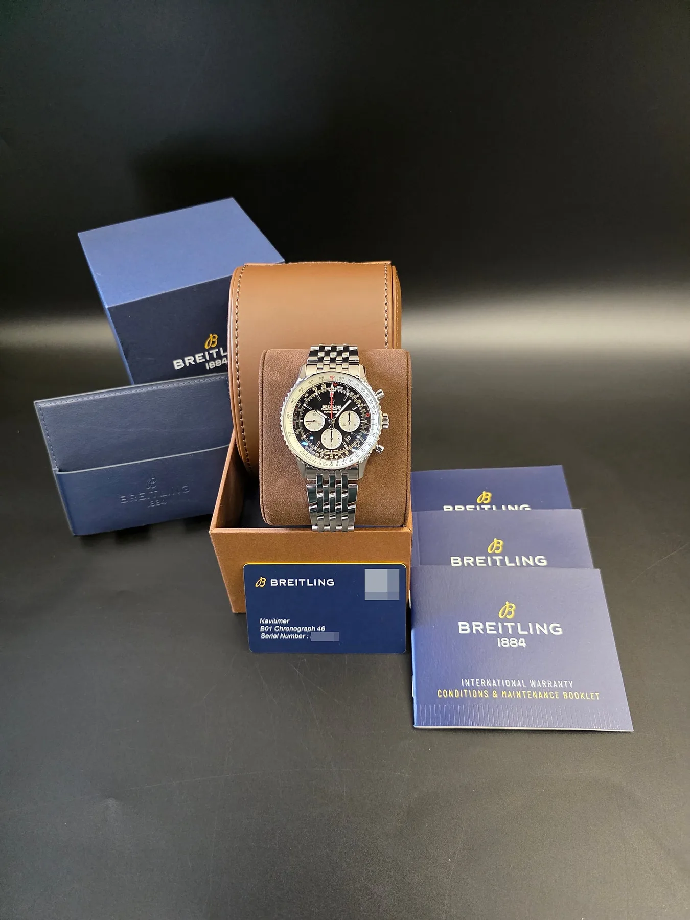 브라이틀링 네비타이머 B01 크로노그래프 46mm 검판 스틸 2021 사진 3