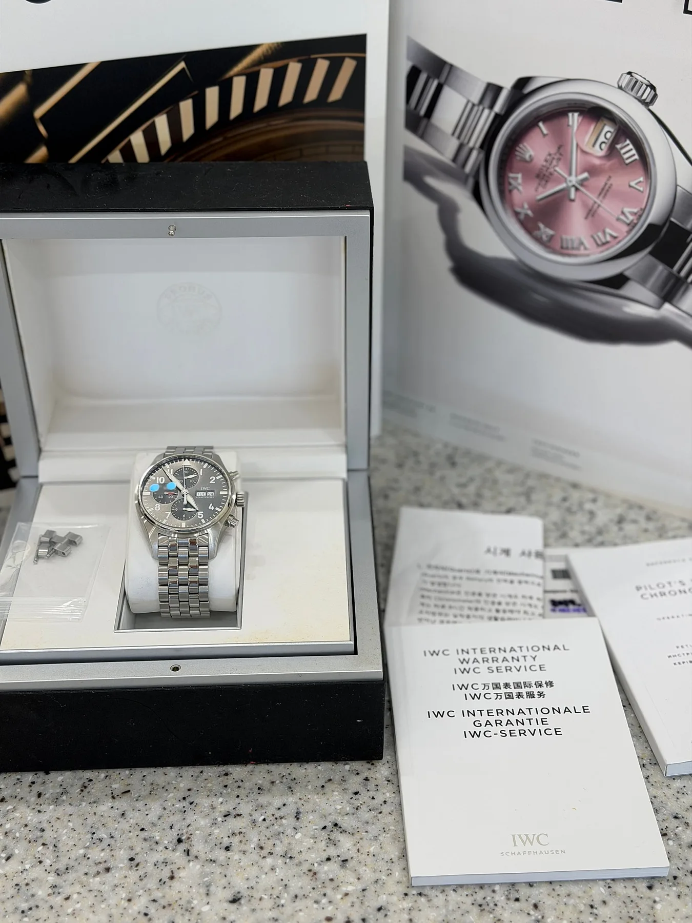 IWC 파일럿 스핏파이어 크로노그래프 2019 사진 1